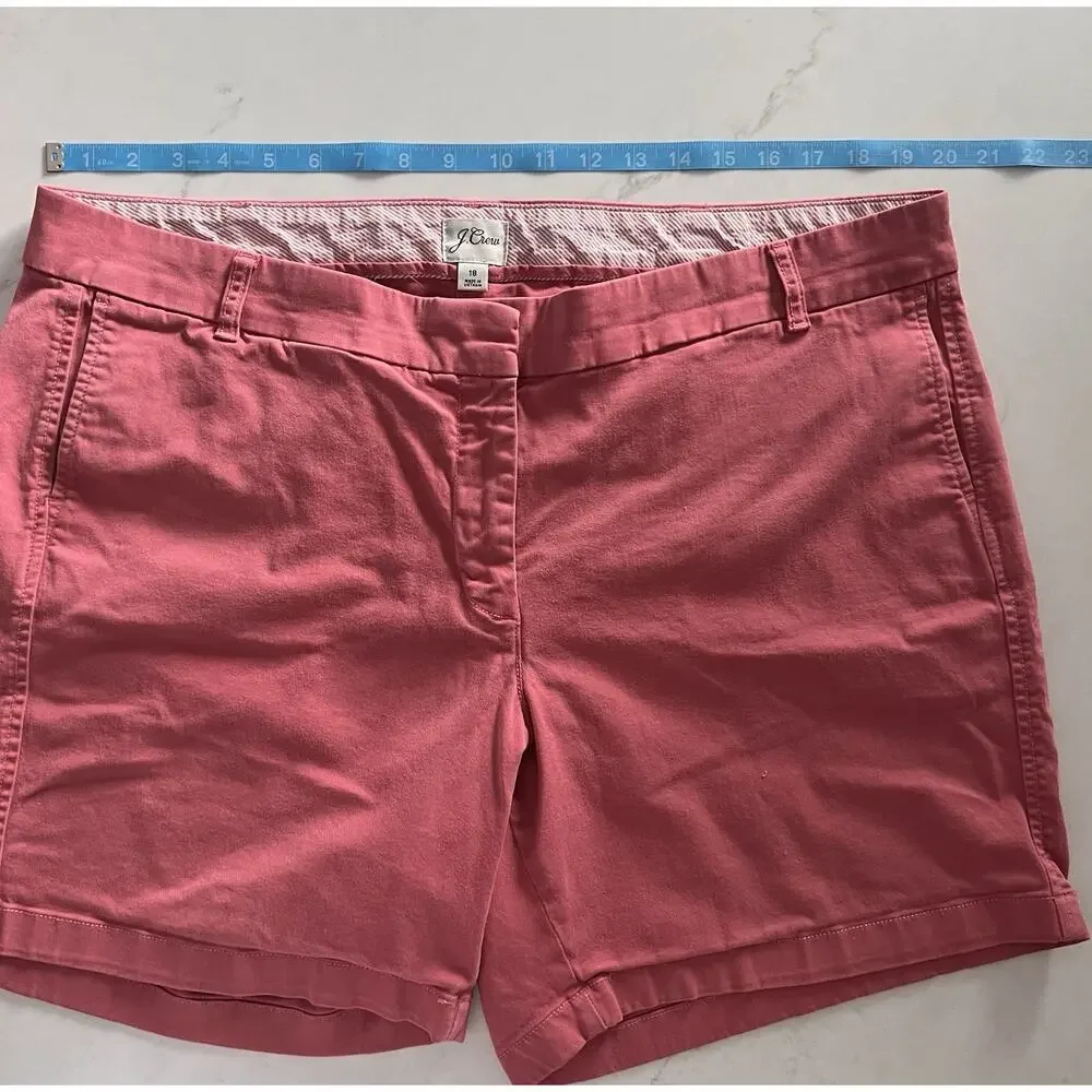J Crew sz 18 Chino Shorts in Salmon - Women’s 5” Inseam Cotton w Stretch